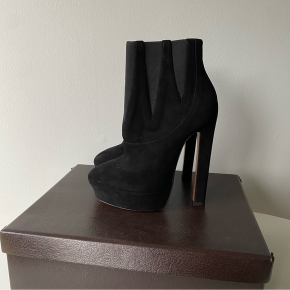 Alaia Suede Platform Boots Size 37 BNIB - Picture 14 of 15